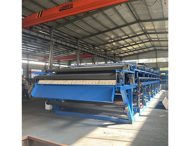 1臺真空皮帶脫水機完工發(fā)貨