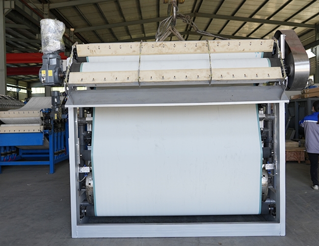 1臺帶式濃縮脫水一體機(jī)發(fā)貨