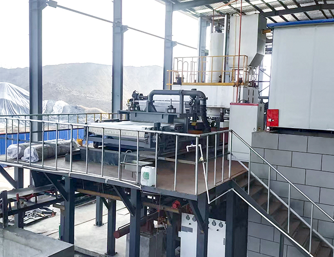 智能超高壓疊層壓濾機(jī) 智能超高壓疊層壓濾機(jī)